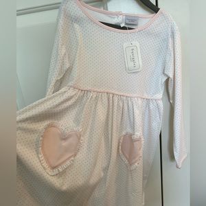 Squiggles Girls 100% Pima Cotton bitty dot with pink heart pockets.